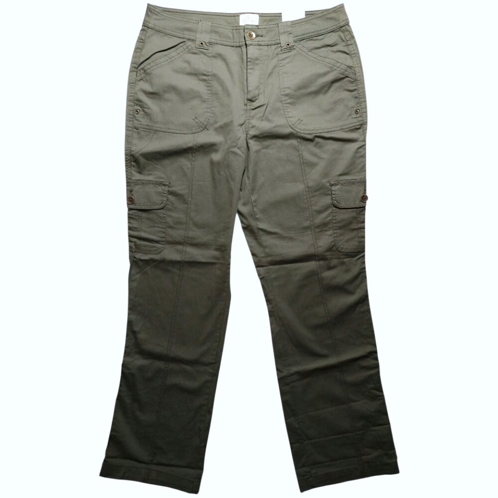 NWT St John's Bay Women's Green Cargo Pants With Roll Up Cuffs Size 14